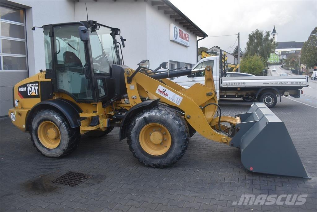 CAT 908M Rataslaadurid