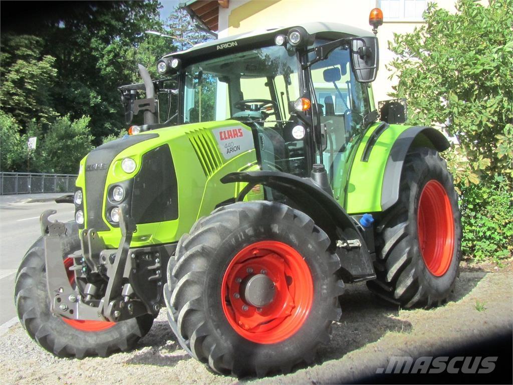 CLAAS Arion 440 Traktorid