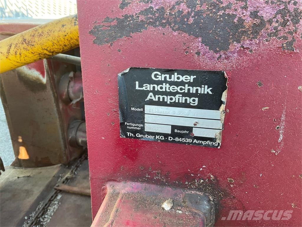  D220H Muud põllumajandusmasinad