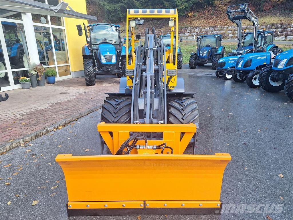 Eurotrac W12 F Frontaallaadurid ja ekskavaatorid