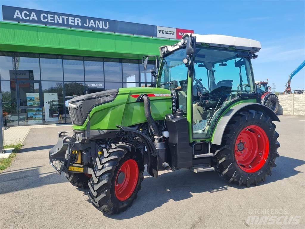 Fendt 211 Vario F Traktorid