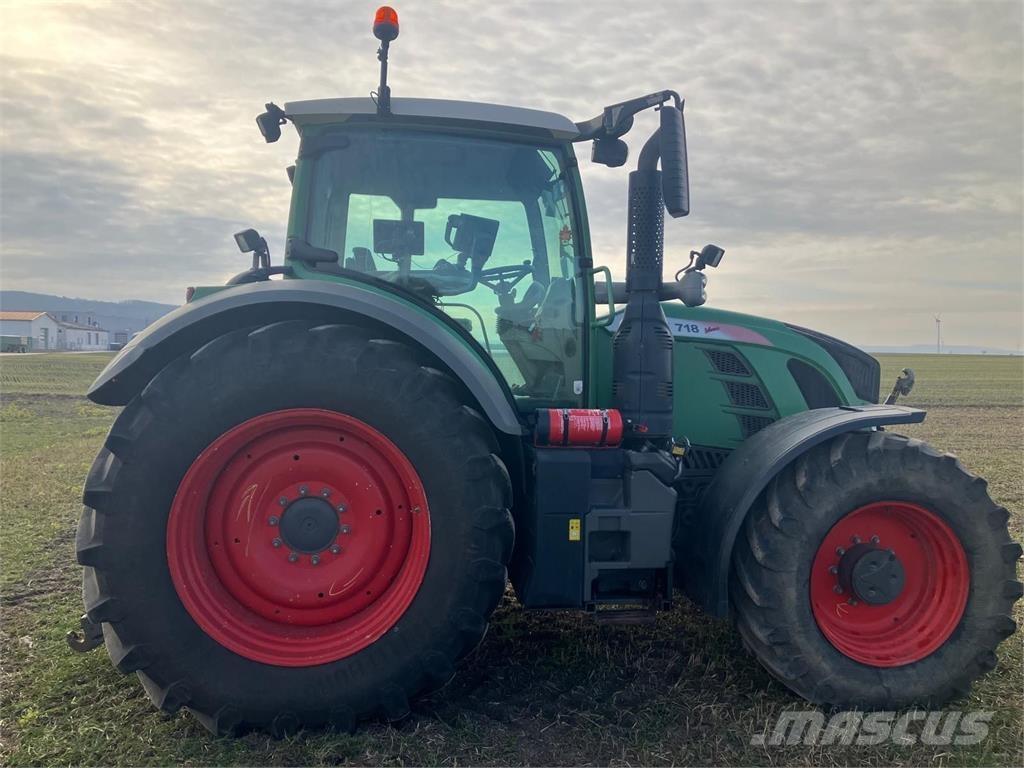 Fendt 718 Vario Traktorid