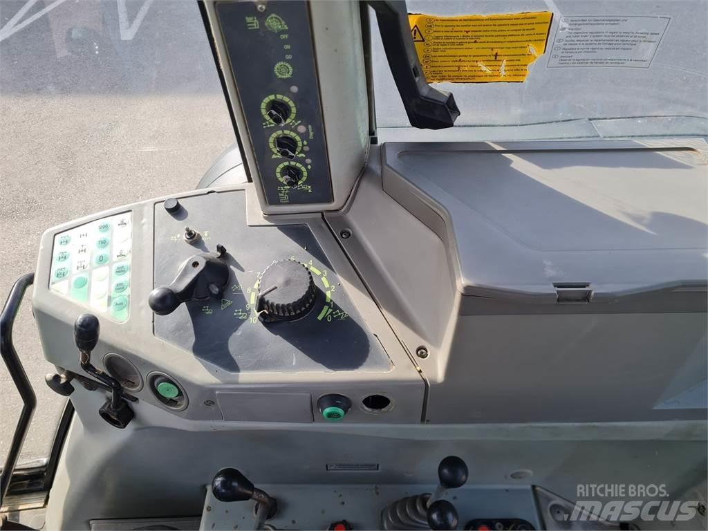 Fendt Favorit 818 Traktorid