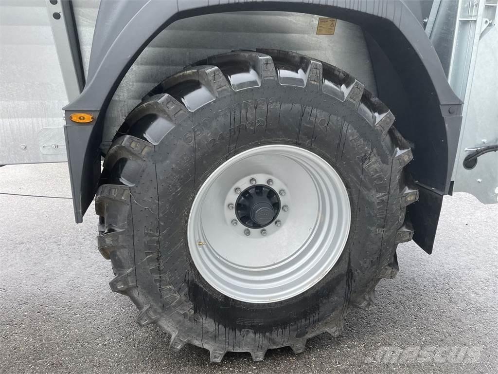 Fliegl ADS 120 Sõnnikulaoturid