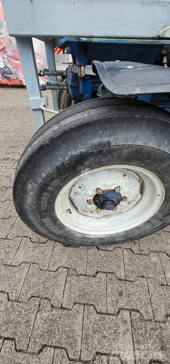 Ford 4000 Traktorid