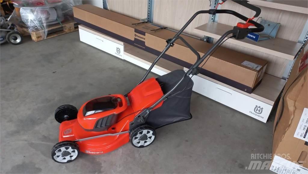 Husqvarna LC 137i Murutraktorid