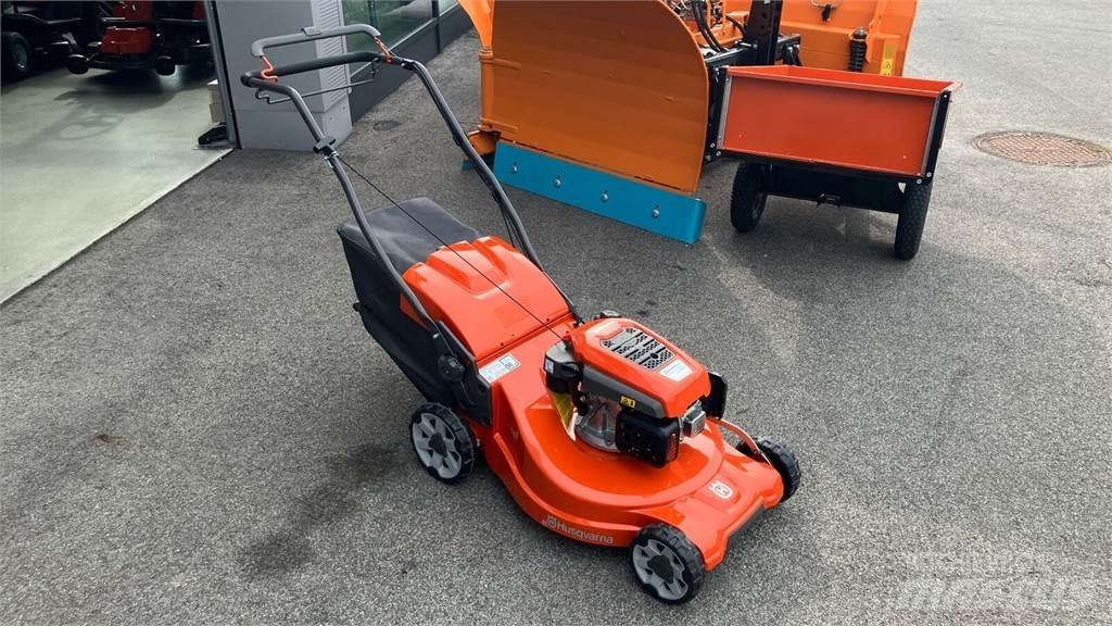 Husqvarna LC 253S Murutraktorid