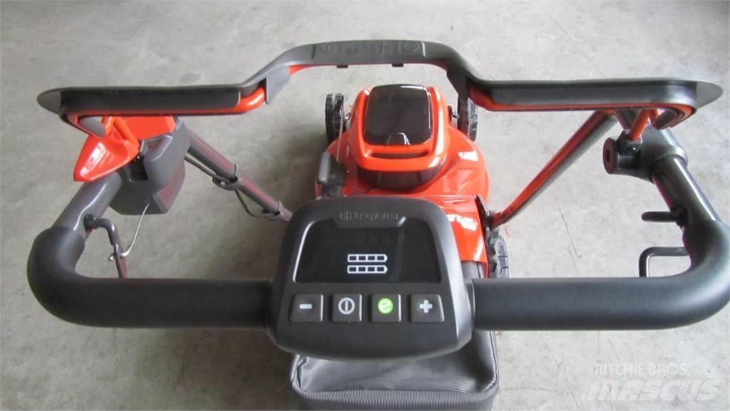 Husqvarna LC 347iVX Murutraktorid