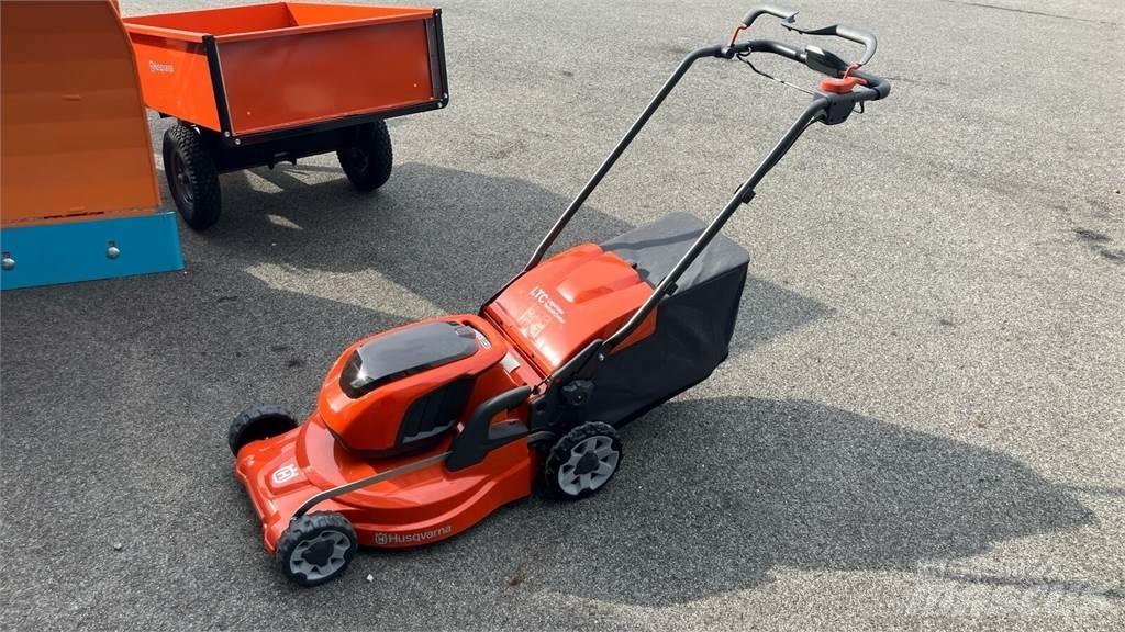Husqvarna LC 347iVX Murutraktorid