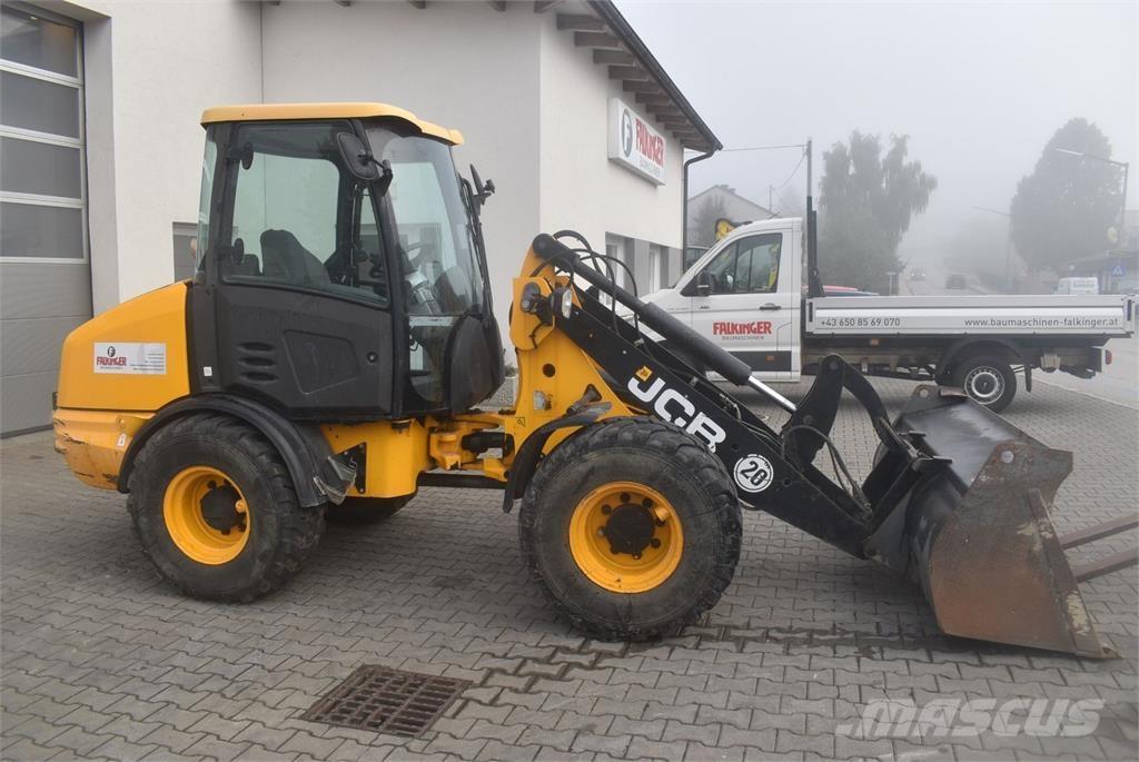 JCB 406 Rataslaadurid