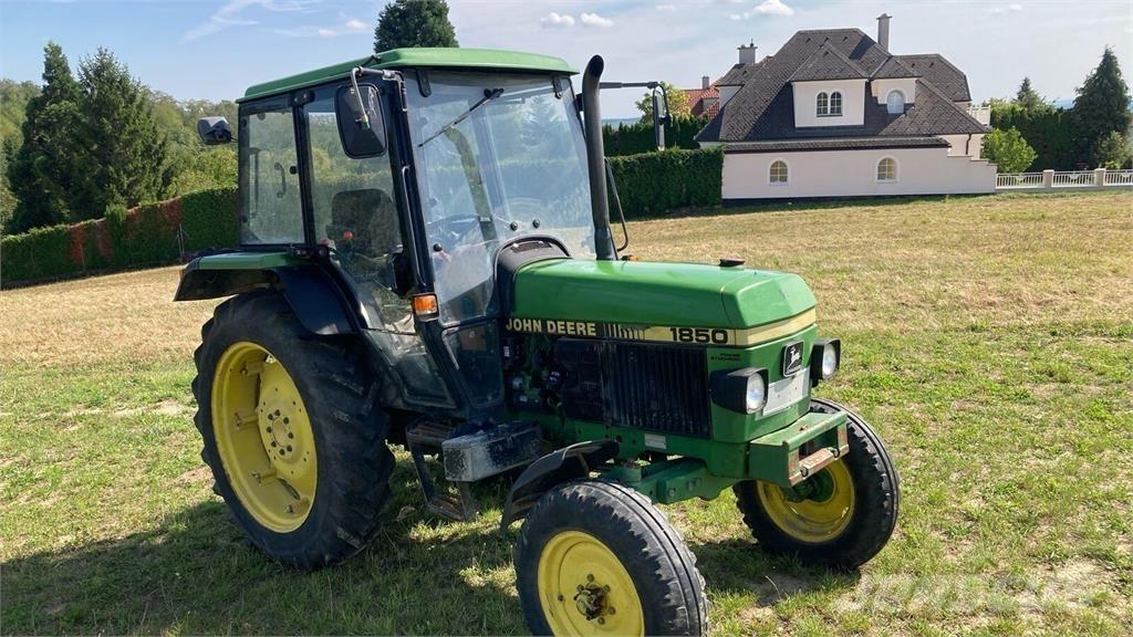 John Deere 1850 Traktorid
