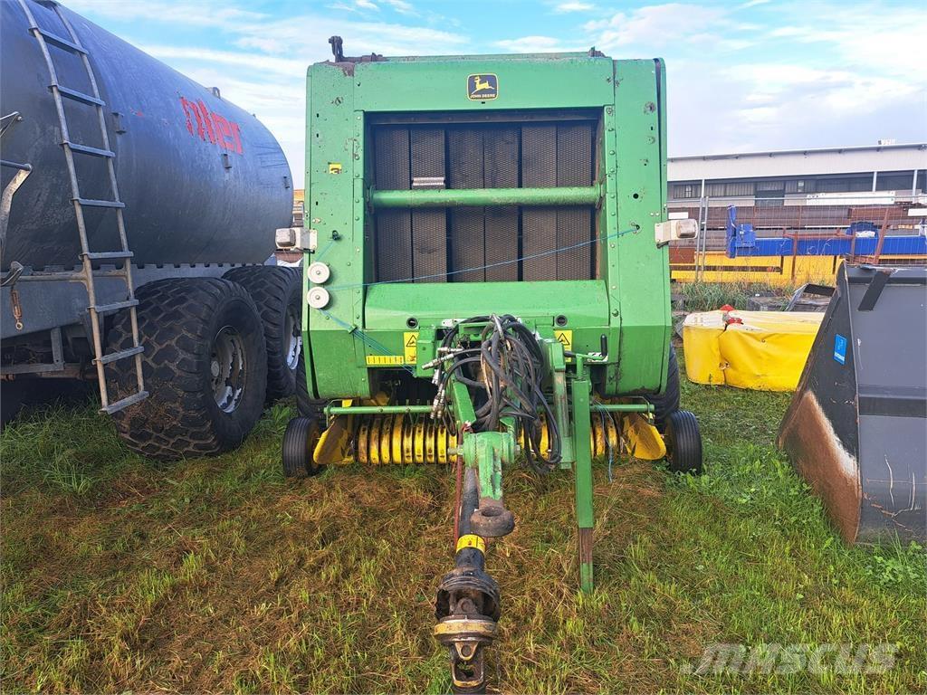 John Deere 570 Ruloonpressid