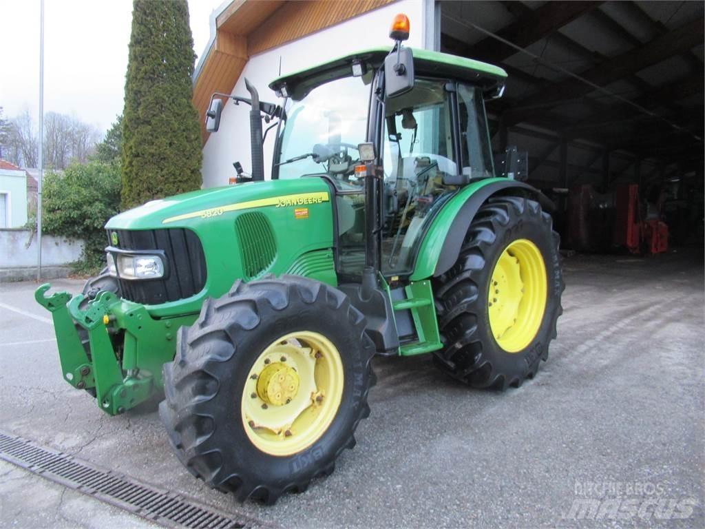 John Deere 5820 Traktorid