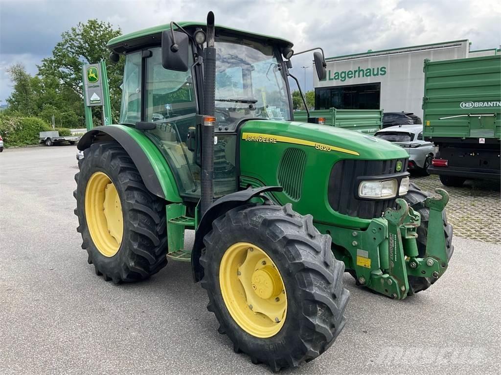 John Deere 5820 Traktorid