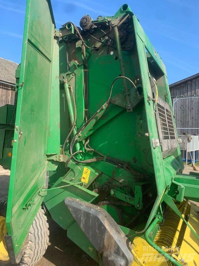 John Deere 592C Ruloonpressid