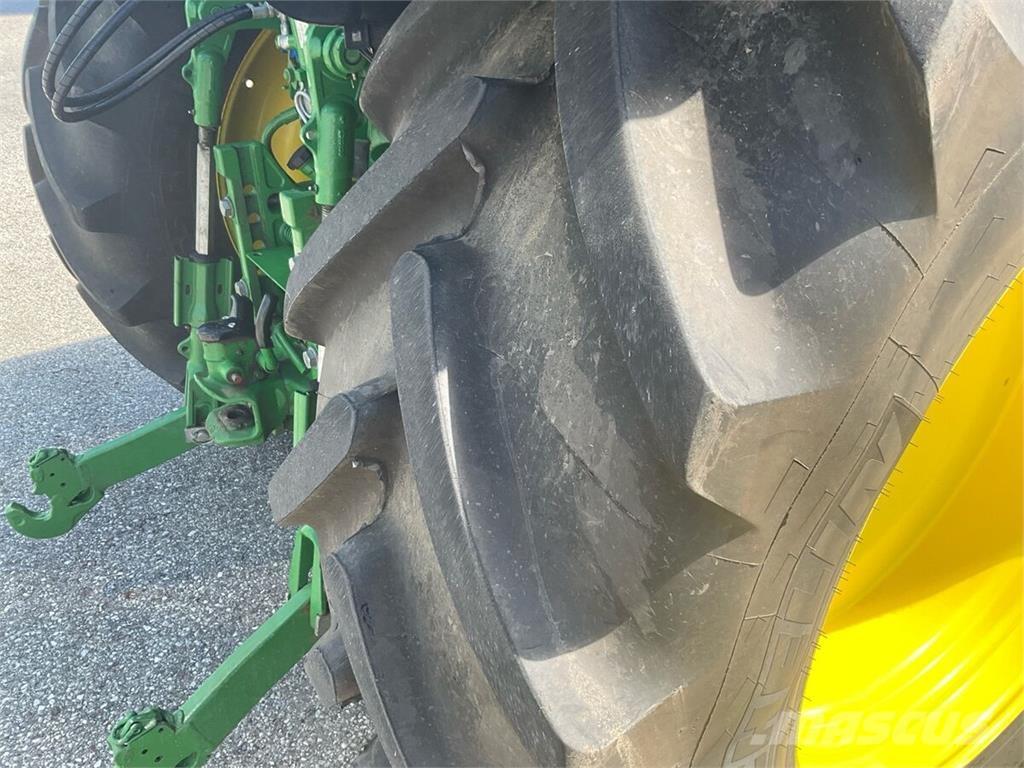 John Deere 6110R Traktorid