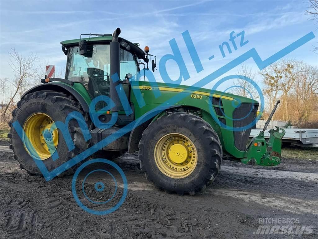 John Deere 8230 Traktorid