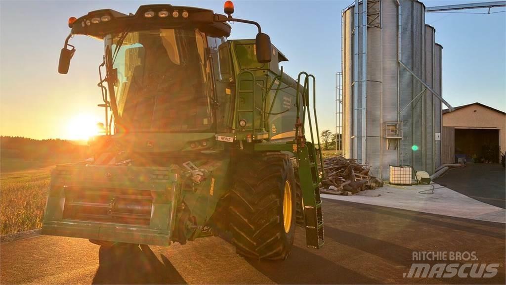 John Deere T550 HM Teraviljakombainid
