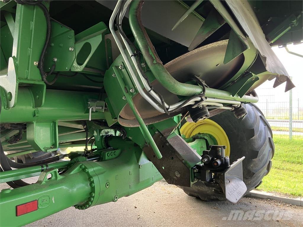 John Deere T670 Teraviljakombainid