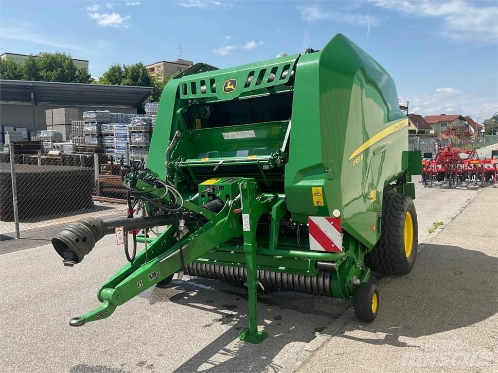 John Deere V451R Ruloonpressid