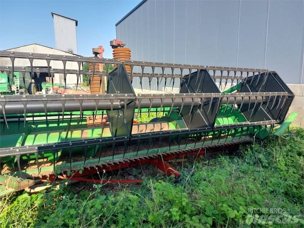 John Deere W440 Teraviljakombainid