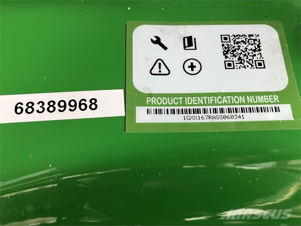 John Deere X 167R Muu kommunaaltehnika