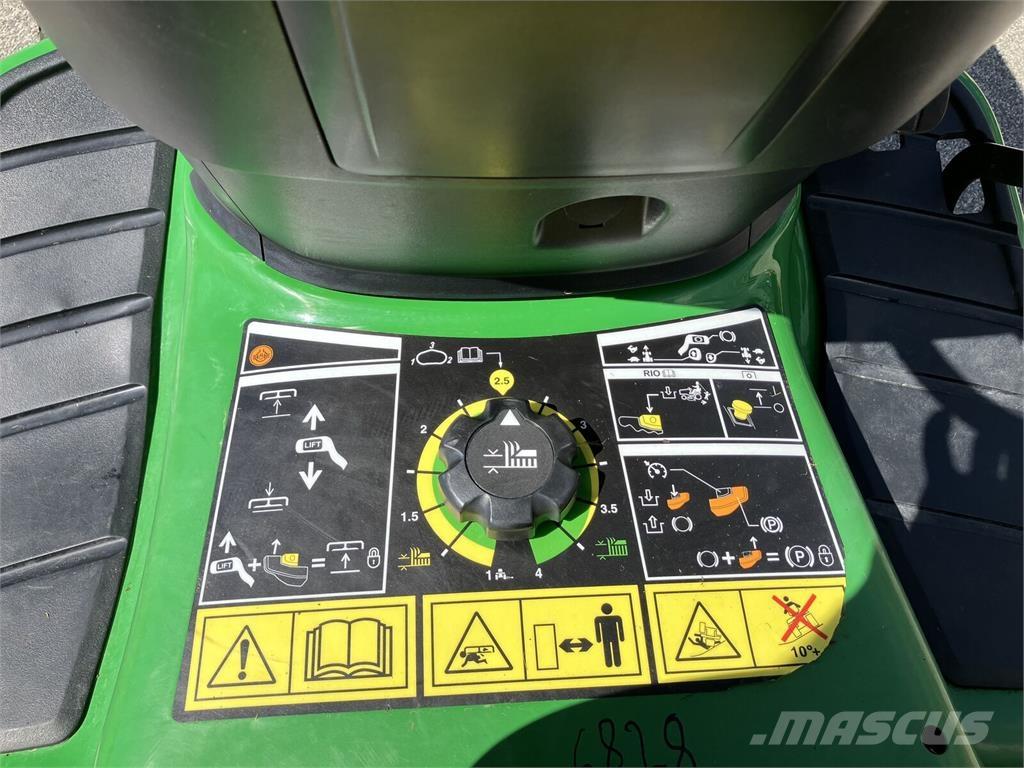 John Deere X 350R Muu kommunaaltehnika