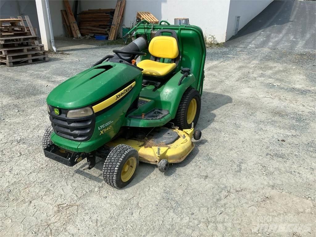 John Deere X540 Muu kommunaaltehnika