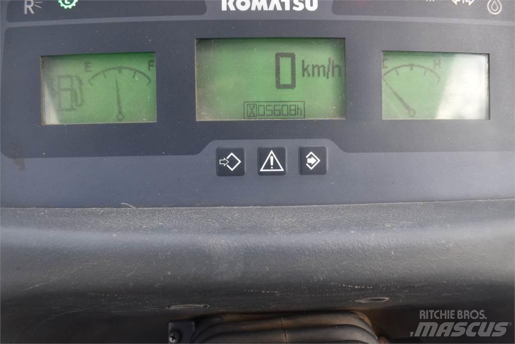 Komatsu WA100M-7 Rataslaadurid