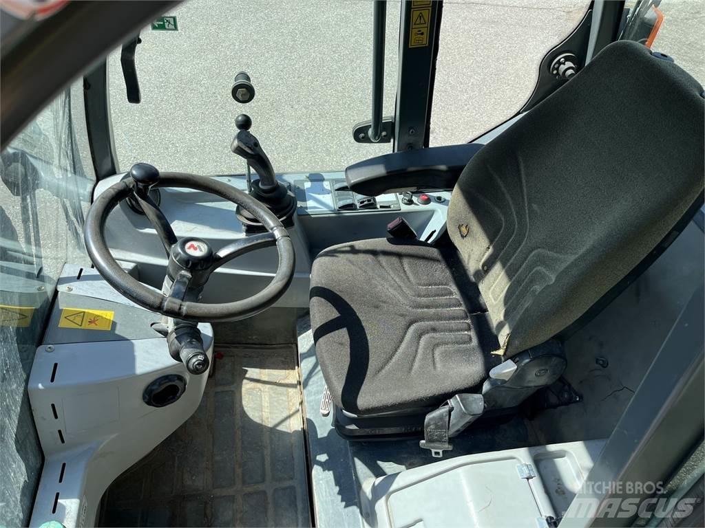 Kramer 750 Rataslaadurid