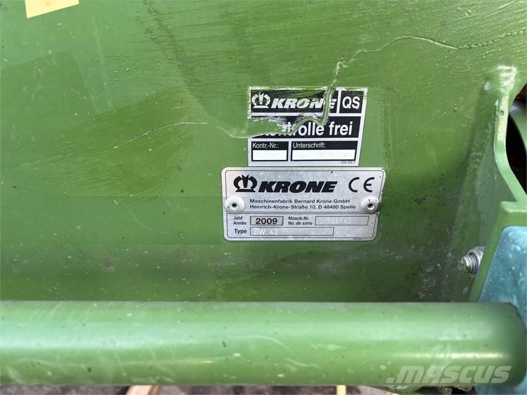 Krone Swadro 42 Iseliikuvad niidukid-vaalutid