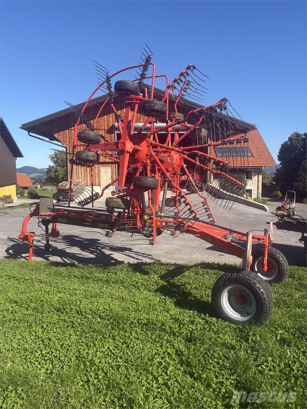 Kuhn GA 7501 Iseliikuvad niidukid-vaalutid