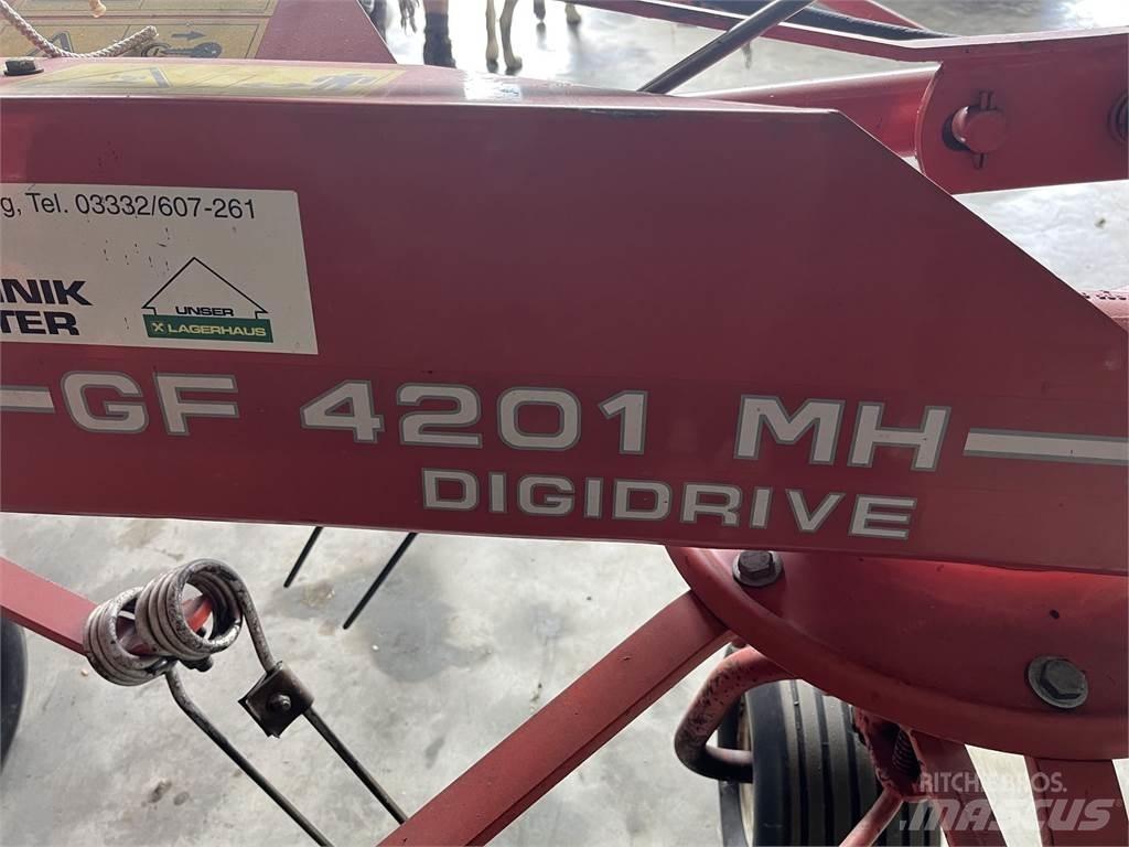 Kuhn GF 4201 MH Vaalutid ja kaarutid