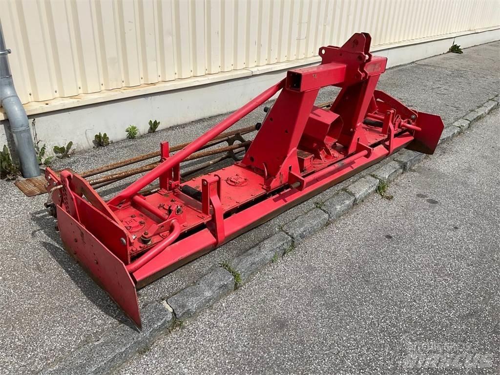 Lely 3025 Randaalid