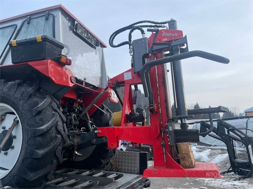 Lindner 1600 A Traktorid