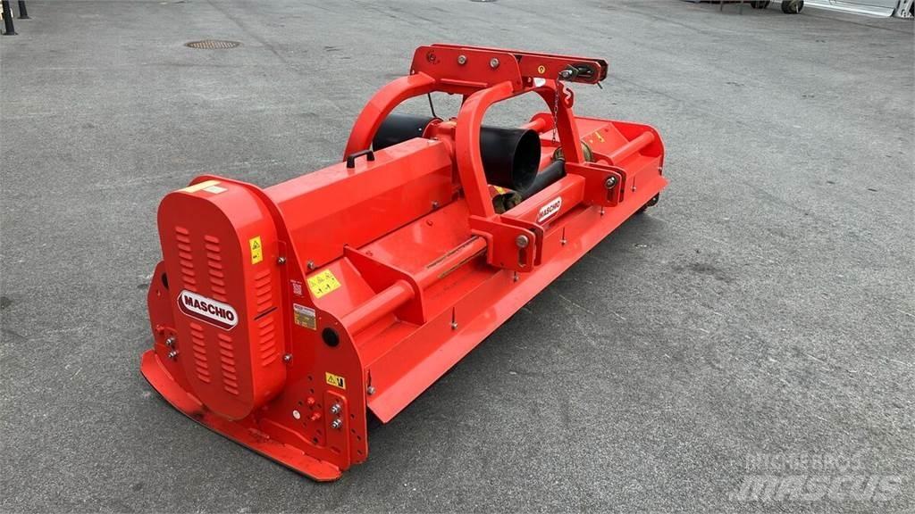 Maschio Bisonte 280 Karjamaade niidukid / pealselõikurid
