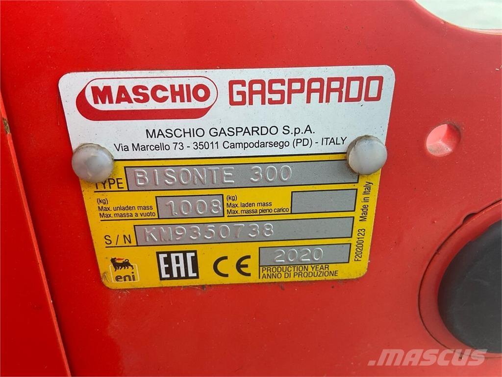 Maschio BISONTE 300 Karjamaade niidukid / pealselõikurid