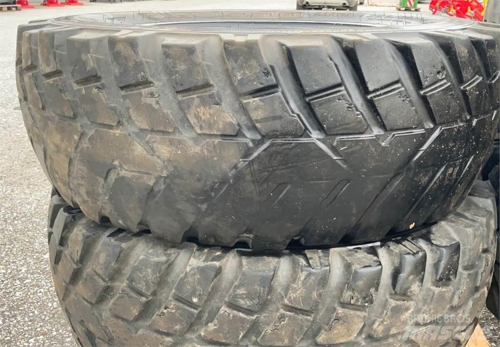 Nokian TRI 2 Rehvid, rattad ja veljed