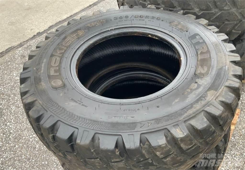 Nokian TRI 2 Rehvid, rattad ja veljed