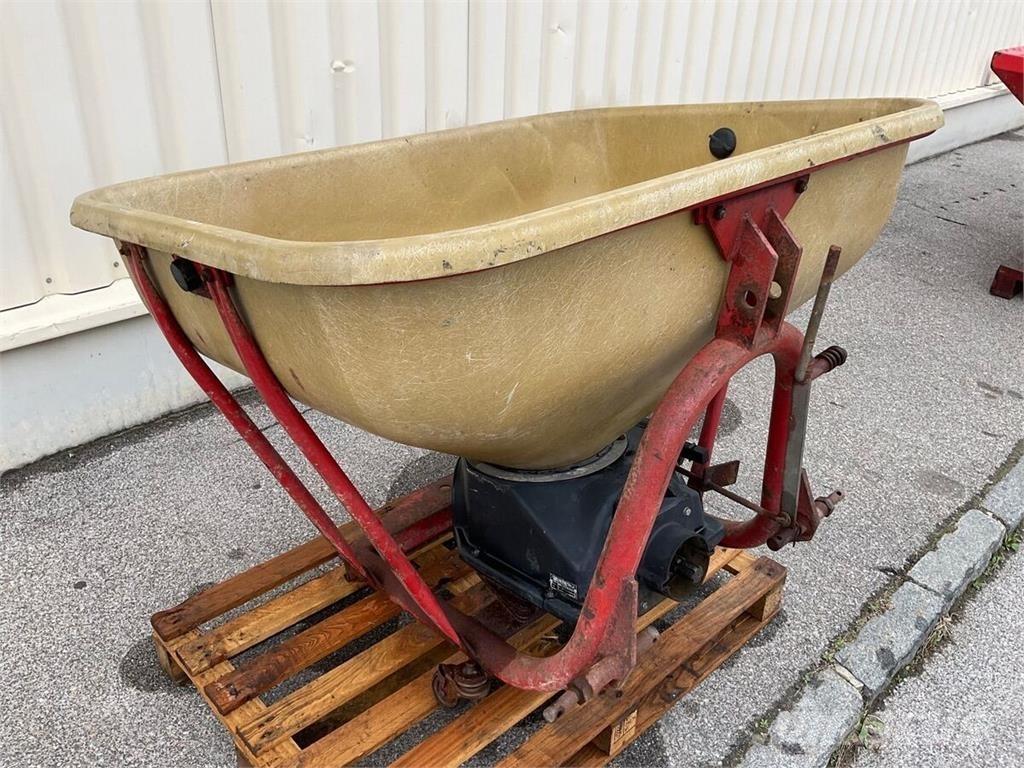  P 400 Muud väetisekülvikud ja tarvikud