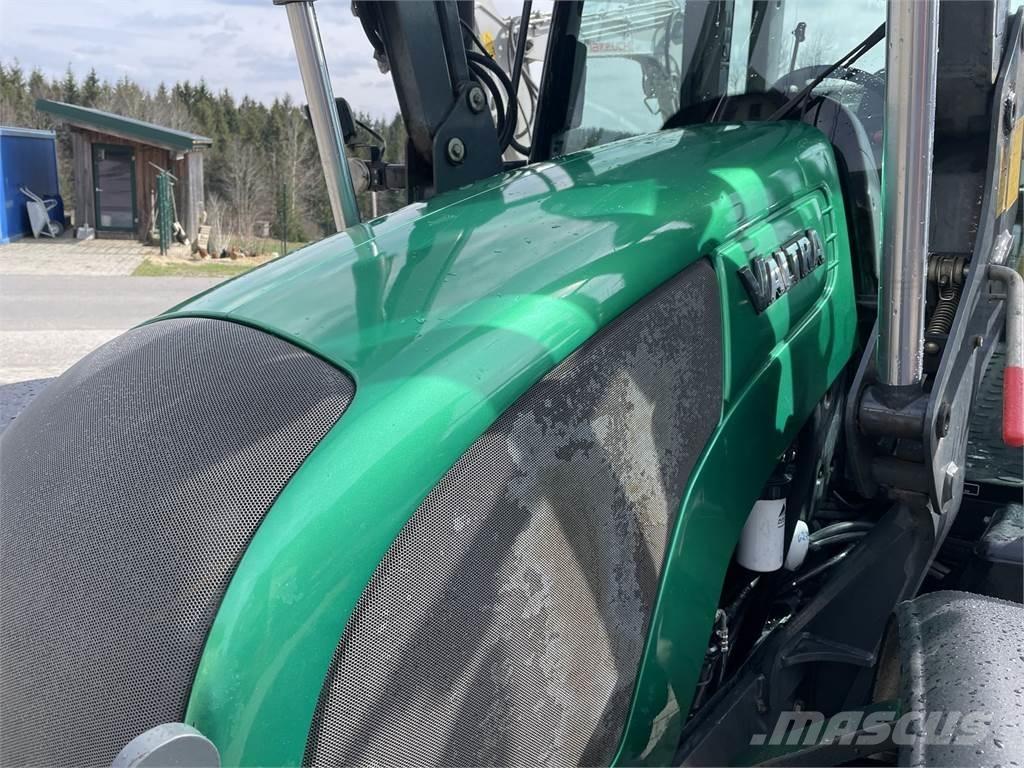 Valtra N 82 Hi-Tech Traktorid
