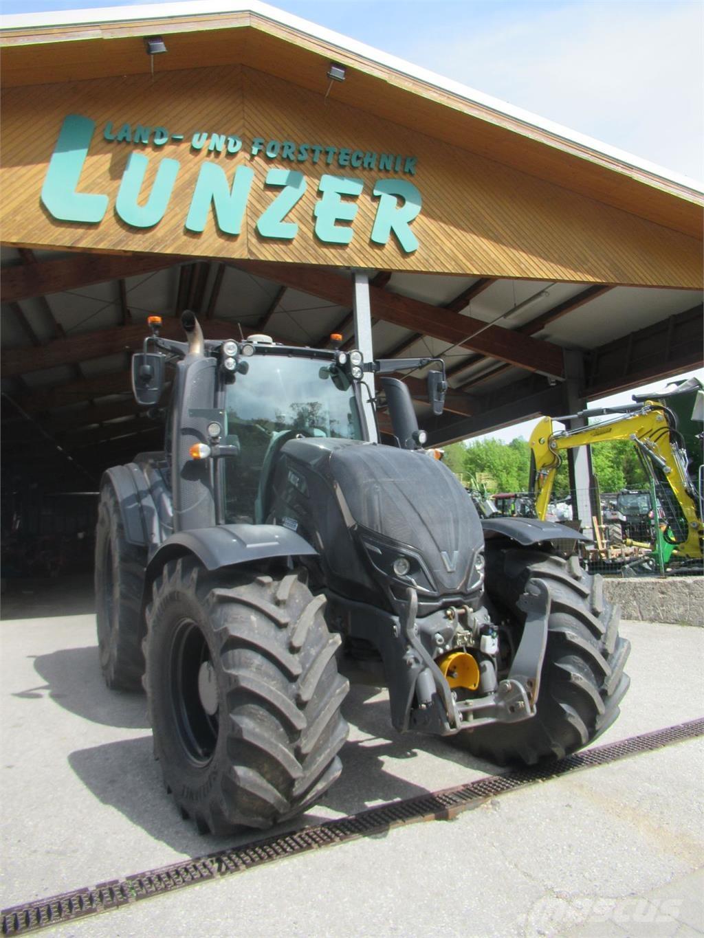 Valtra T 214D Traktorid