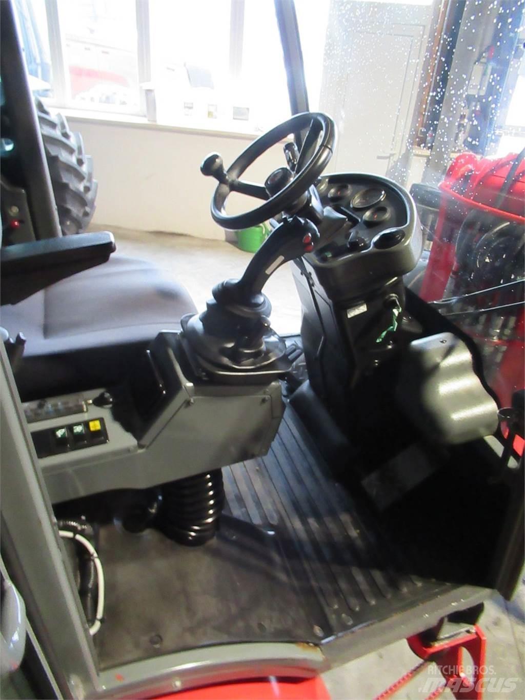Weidemann 3070 CX60 Frontaallaadurid ja ekskavaatorid