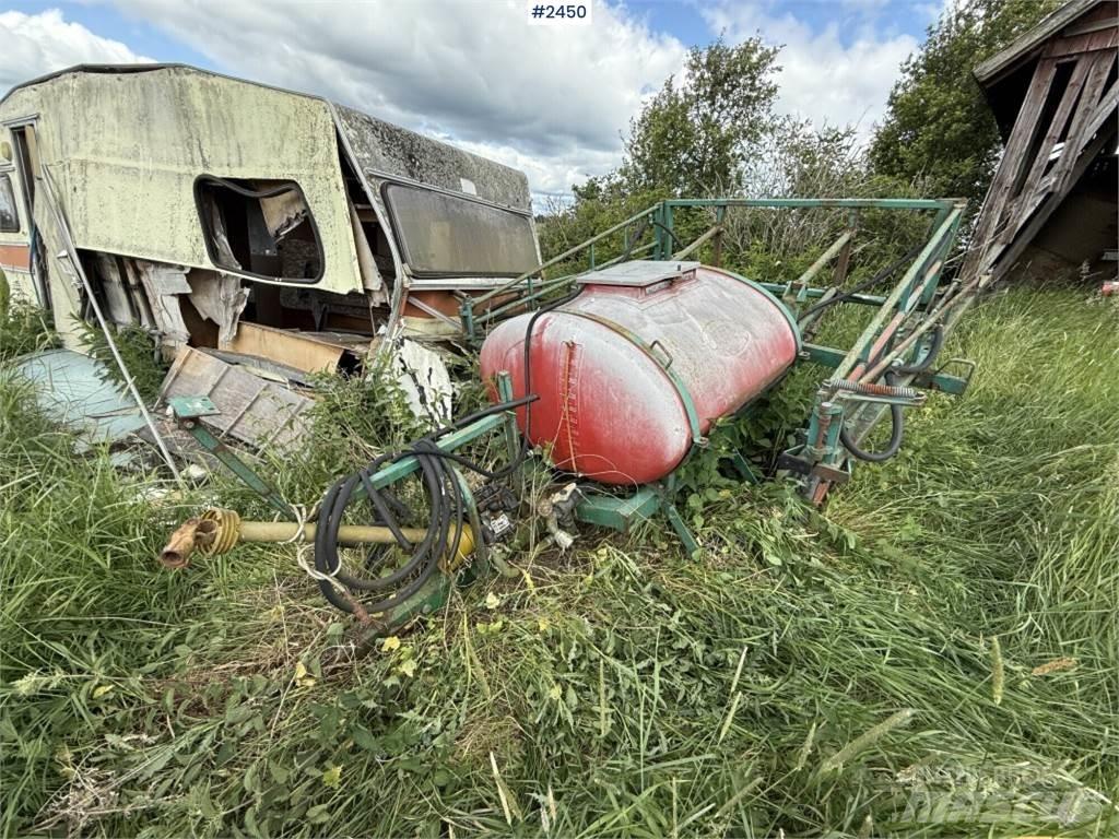 Moteska 900 liter Pritsid