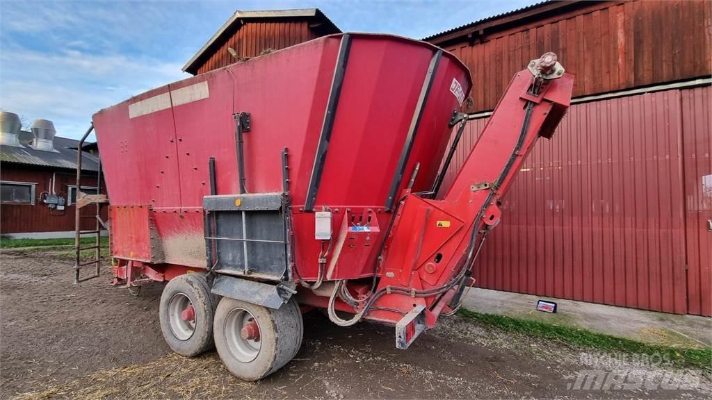 JF VM 22-2 Loomasööda vagunid