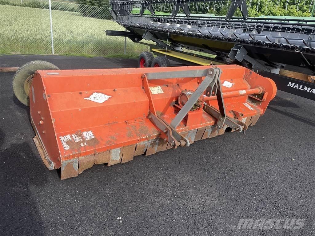 Kuhn BP28 Muu silokoristustehnika