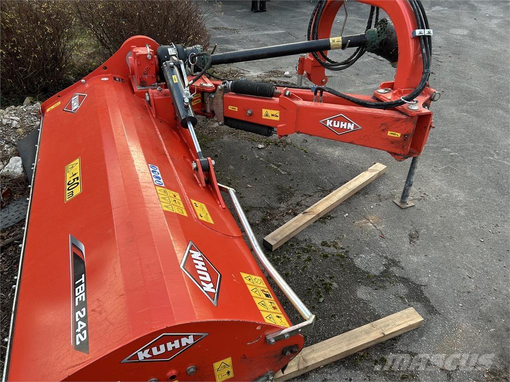 Kuhn TBE242 Niidukid