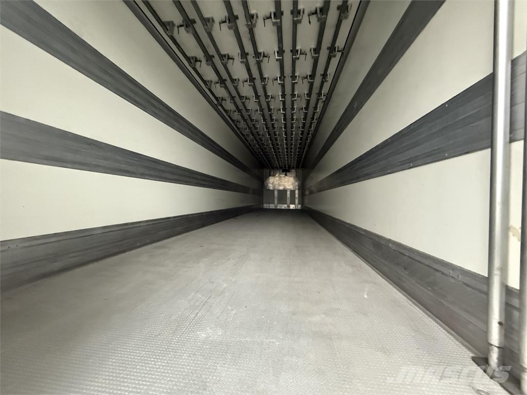 Krone 33 pl. Kødophæng Külmikpoolhaagised