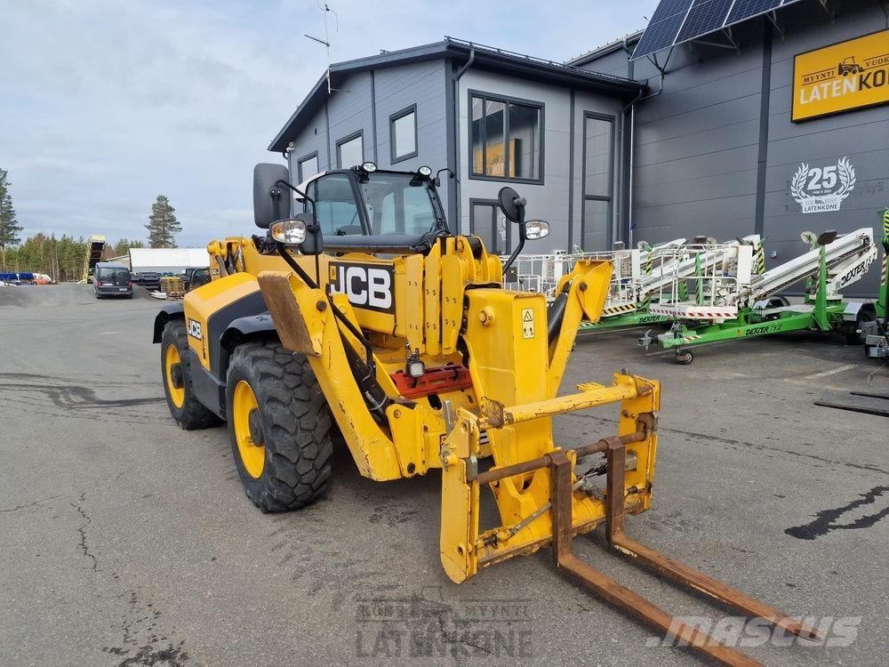 JCB 540-170 kurottaja Teleskooplaadurid