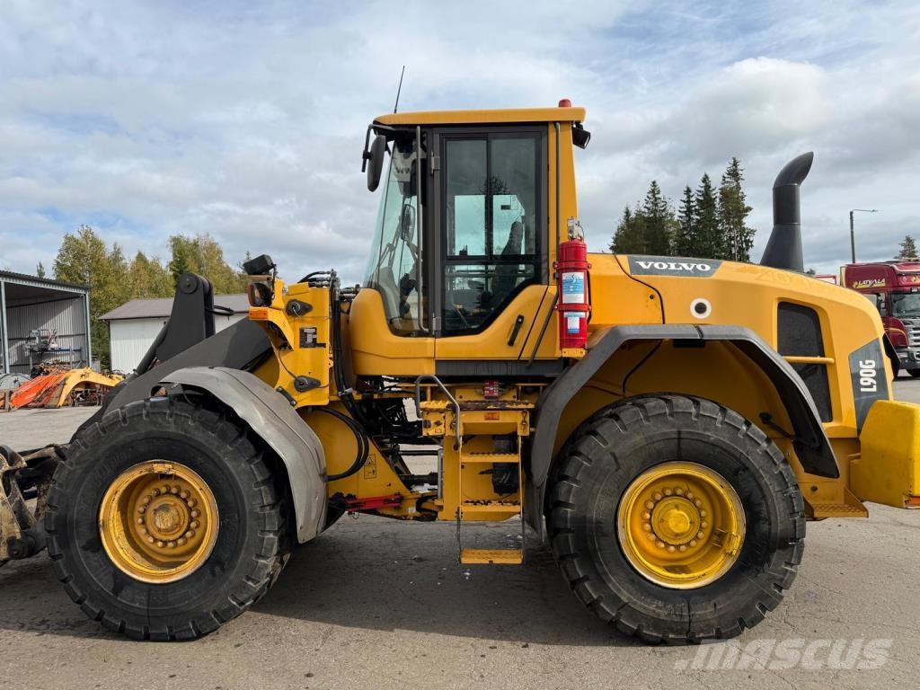 Volvo L90G Rataslaadurid